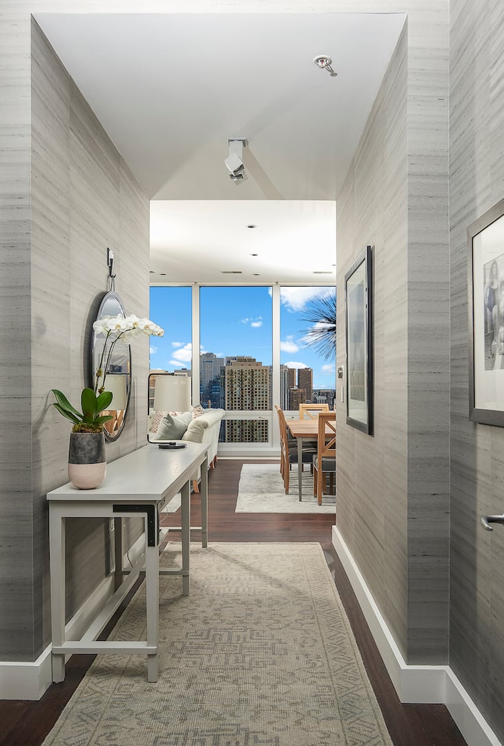 500 W Superior St Unit 2103