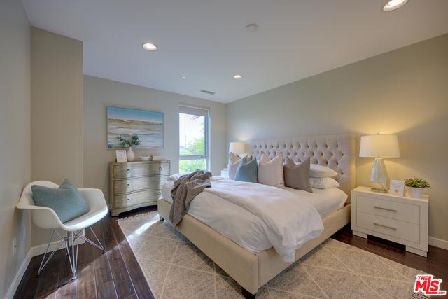 310 Washington Boulevard, Unit 506