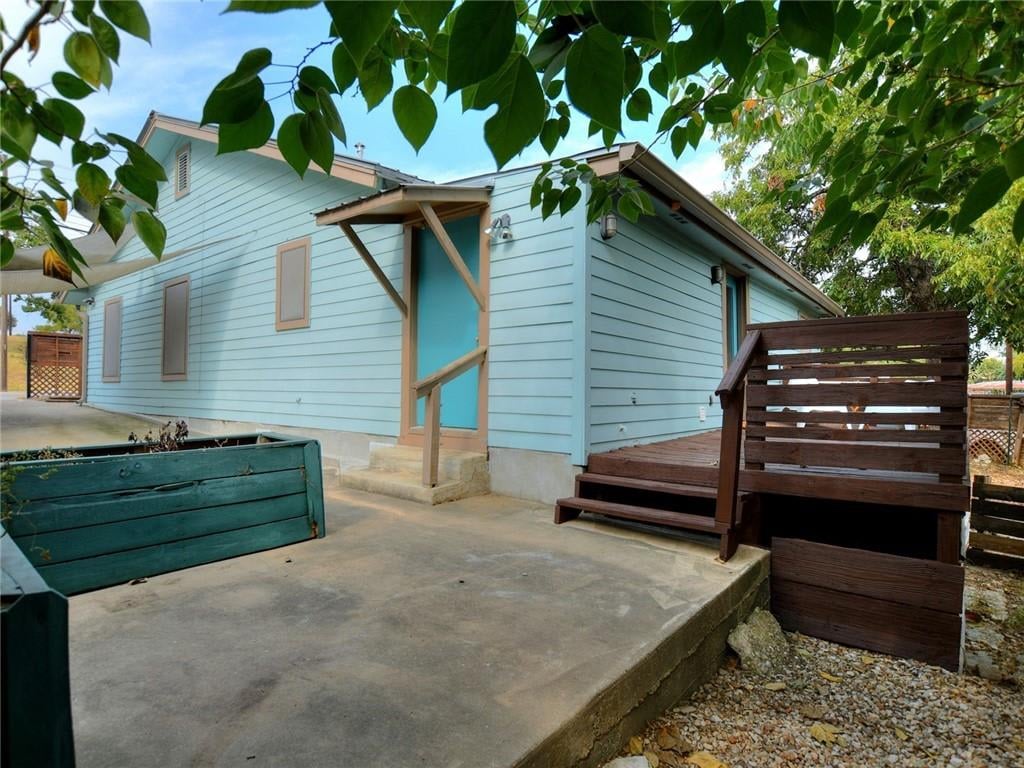 1717 Rosewood Ave