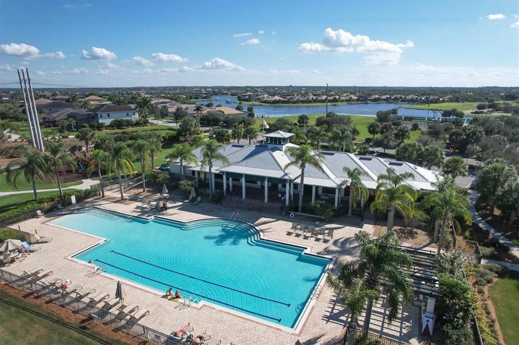 5211 Lake Overlook Ave, Bradenton, FL 34208