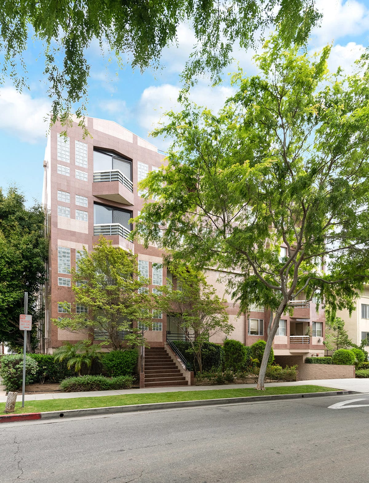 120 S Crescent Dr Unit: 304