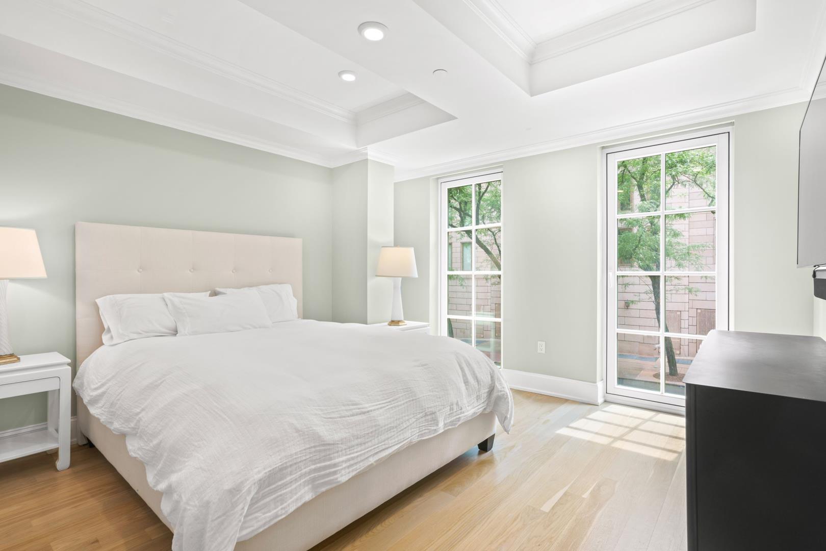 227 East 67th Street, Apt 1