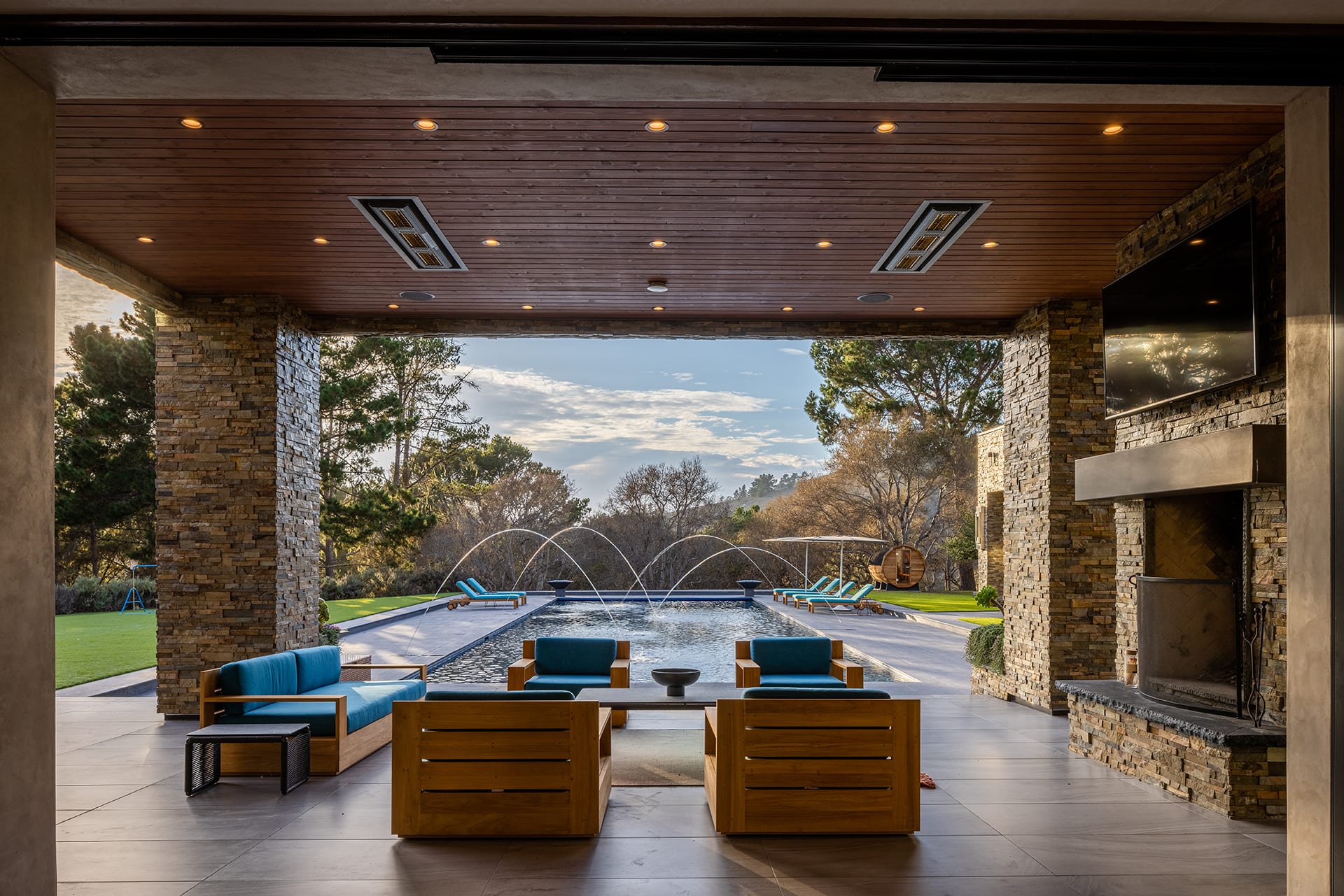 Contemporary Turn-Key Estate in Tehama - 10 Alta Madera Ave