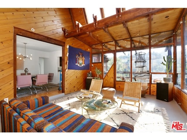 409 RUSTIC Drive