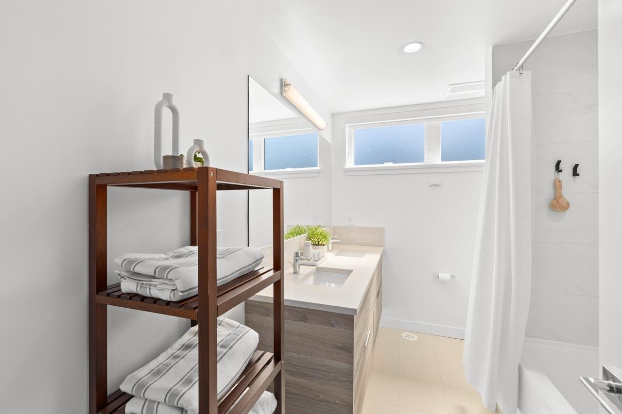 24-3490 Mt Seymour Pkwy