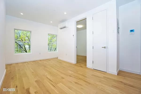 111 South 4th Street Unit: 2F