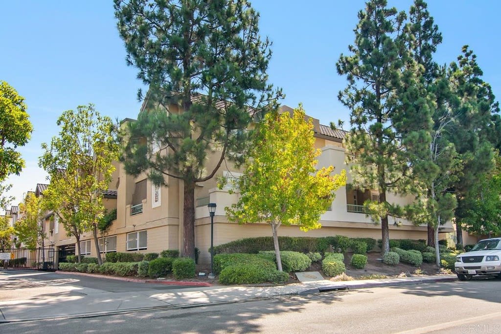 Condo Mira Mesa