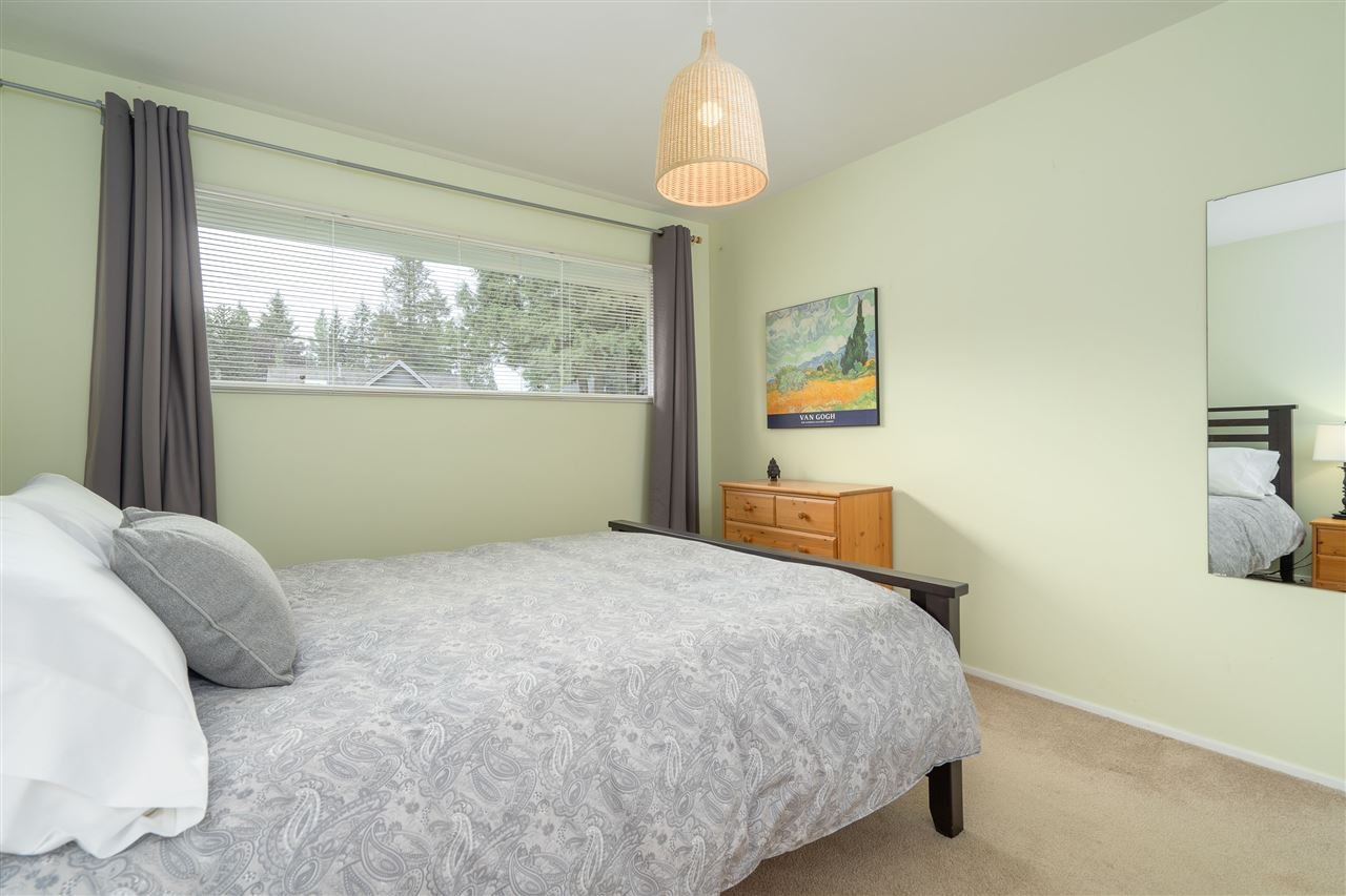 4116 Grace Cres