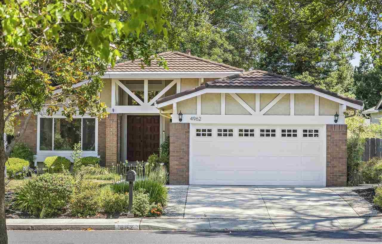 4962 Murchio Dr 