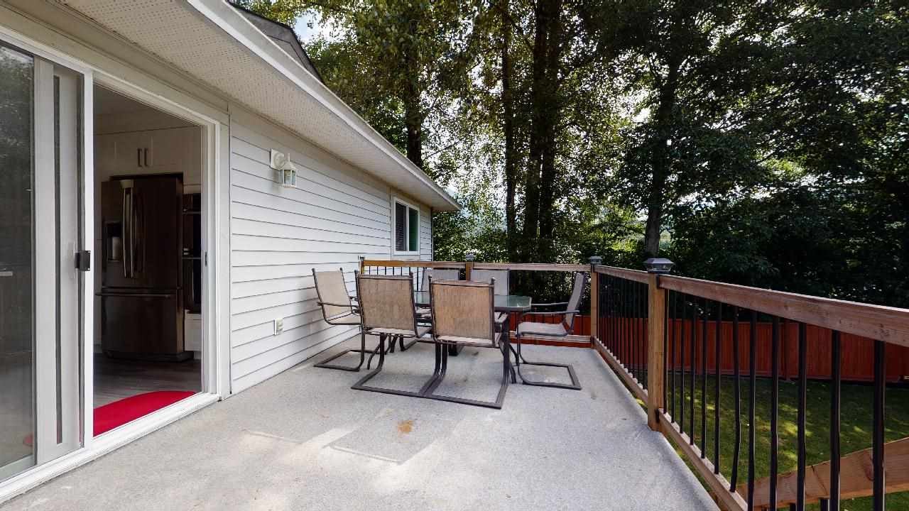 1798 Harris Rd