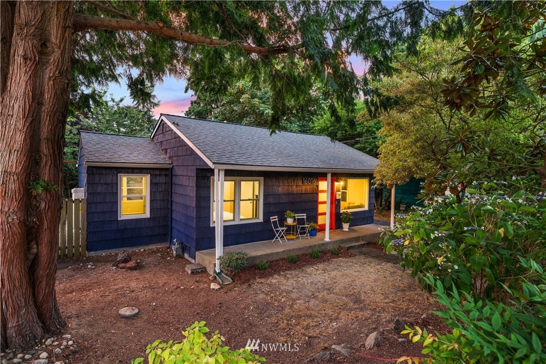 16016 26th Ave NE