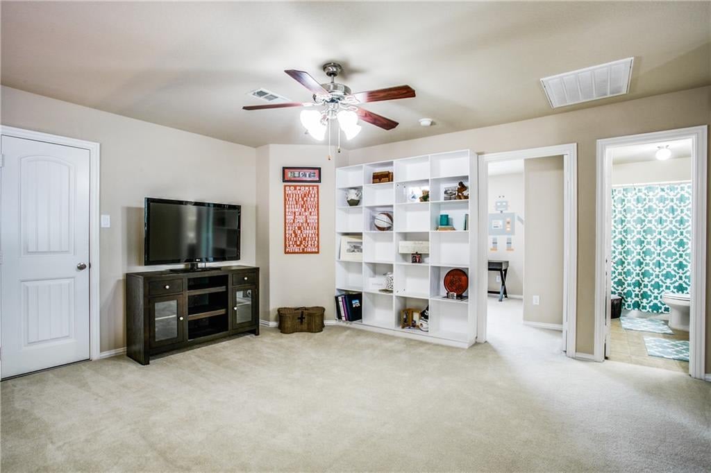 2709 Triangle Leaf Dr
