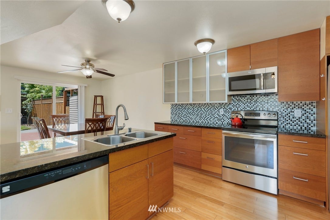 B-502 105th St