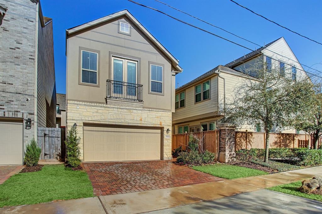 3614 Golf Dr