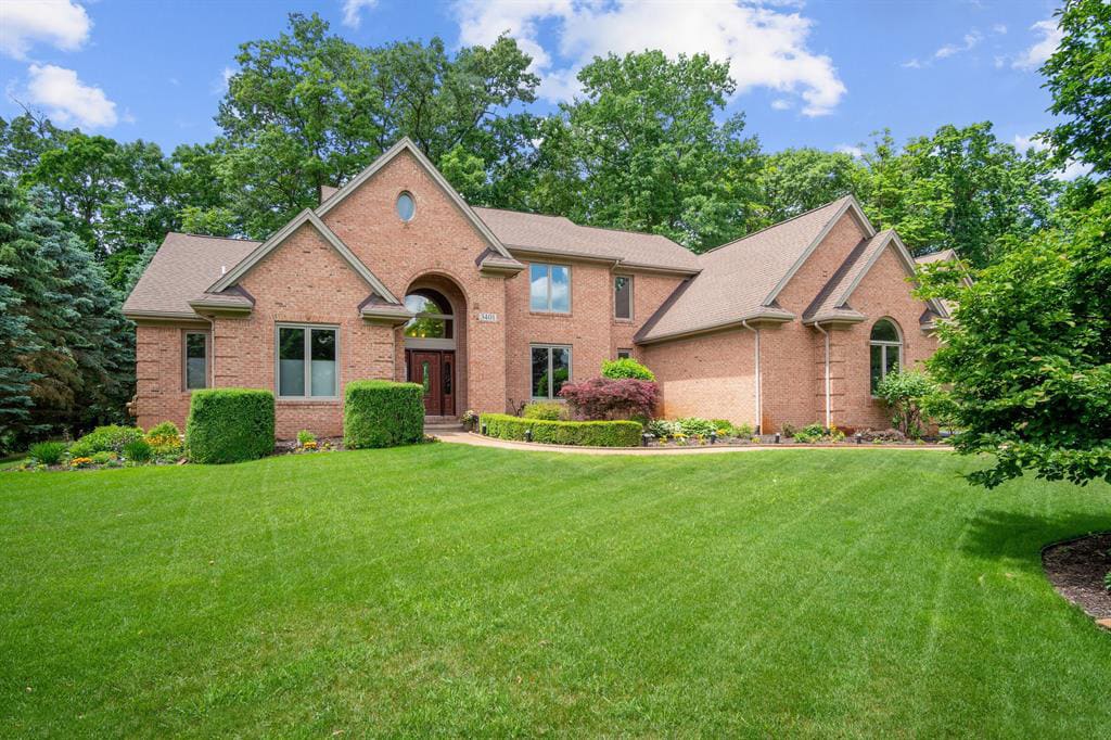 3401 Sutton Lane
