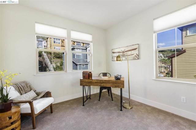 6040 Old Quarry Loop Oakland, CA 94605