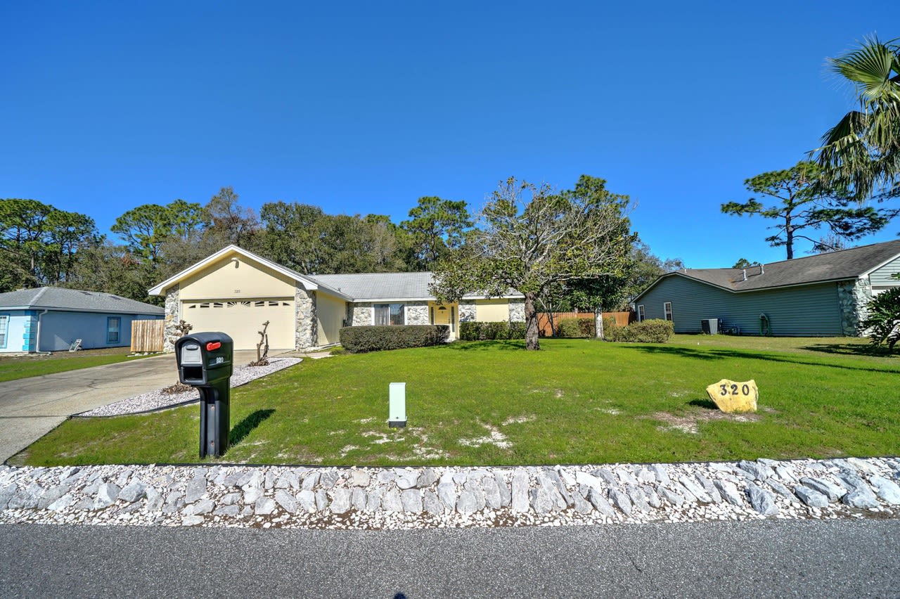 320 Fan Palm Place