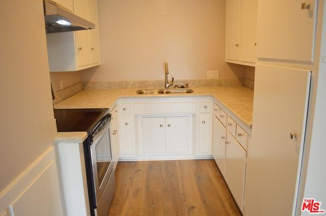 527 AVENUE G # G