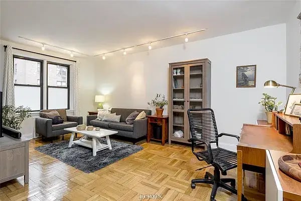 15 Oliver Street Unit: 1D