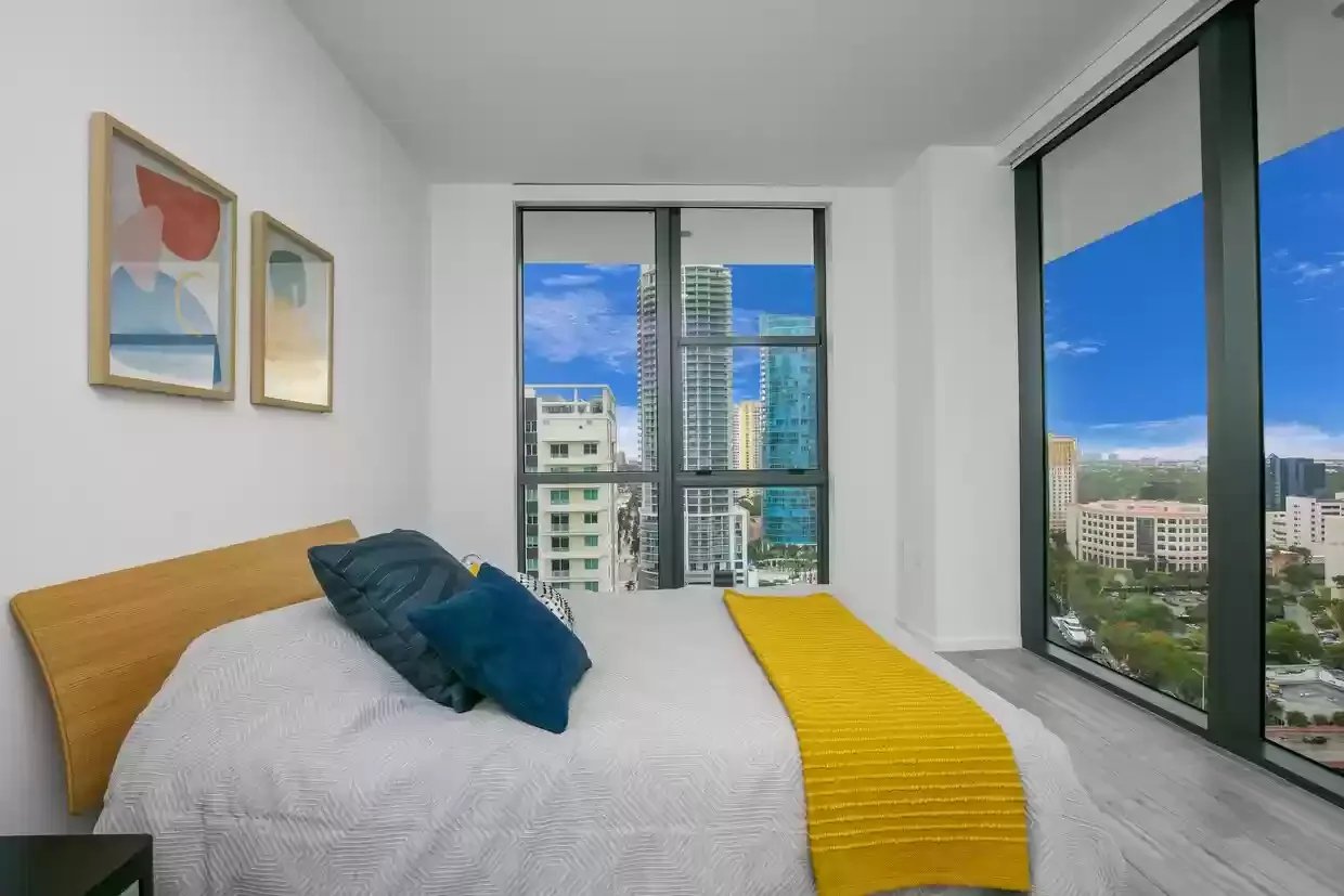 301 SW 1st Ave, Apt 1414 