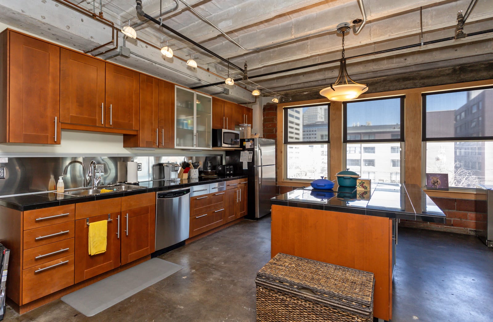 112 11th Street 302