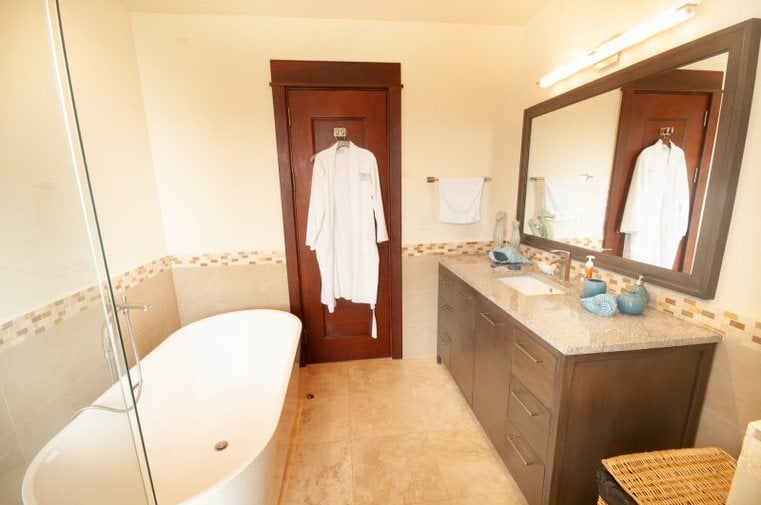 Beachfront Casino Resort Penthouse, Jaco, Puntarenas