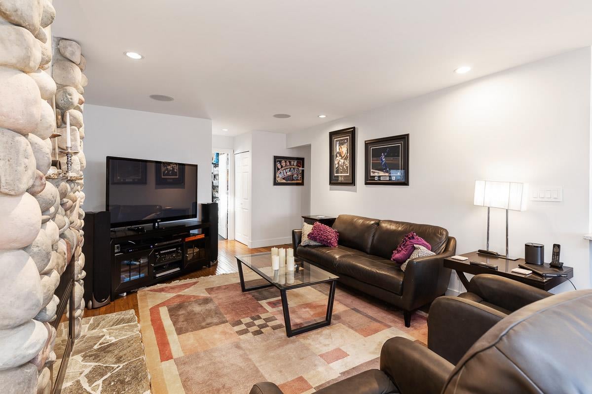 469 Cariboo Cres