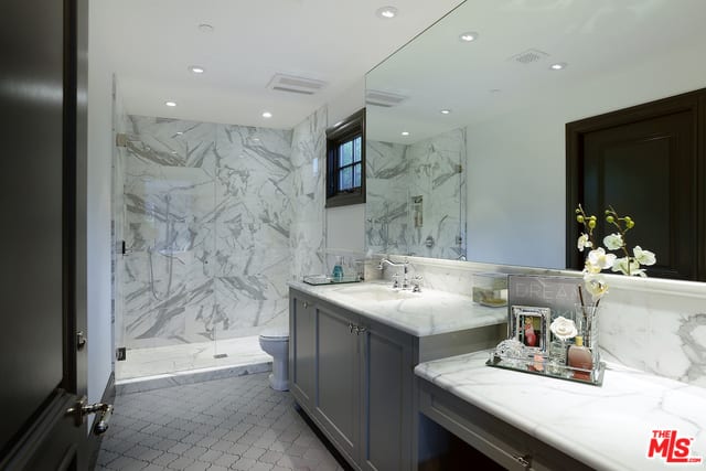 Eminence Azure