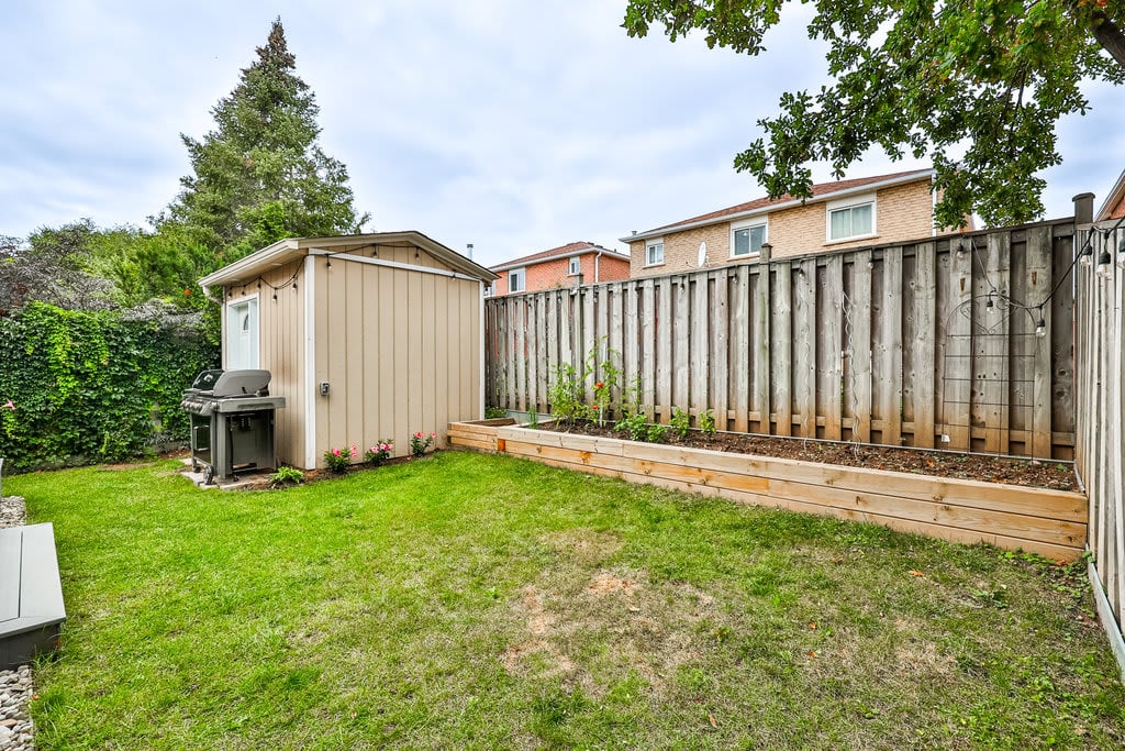 3257 Aubrey Rd