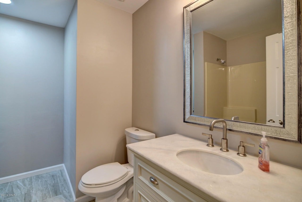 106 E Sonata Circle