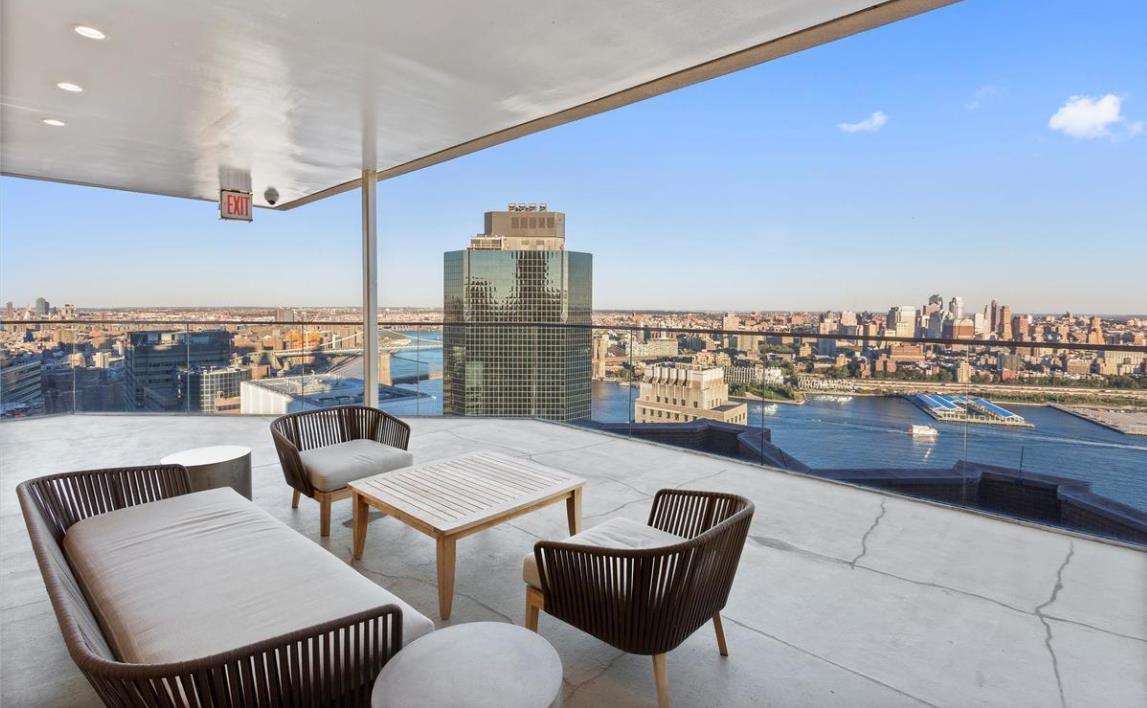 75 Wall Street, Apt 34-L