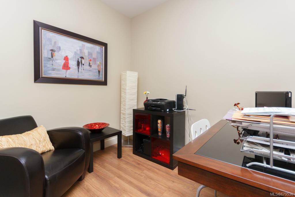 204-3220 Jacklin Rd