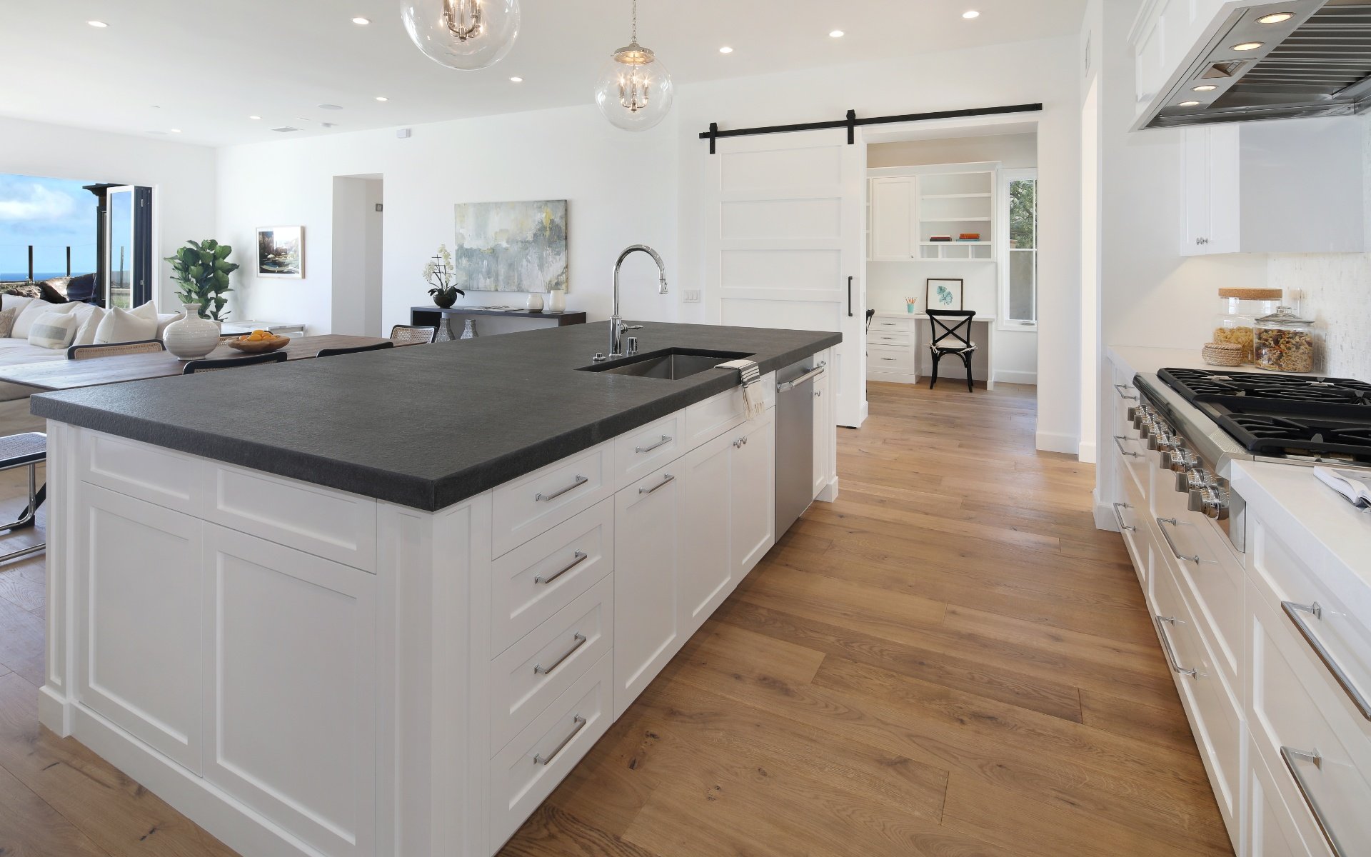 22 Castellina Dr