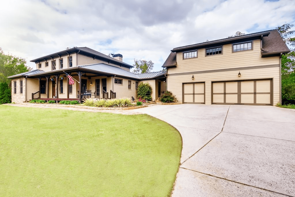 469 Henderson Lake Dr