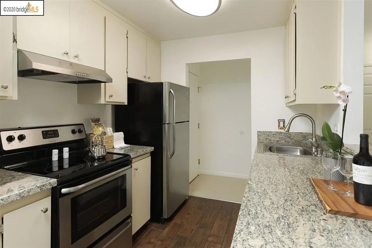 66 Fairmount Ave #413