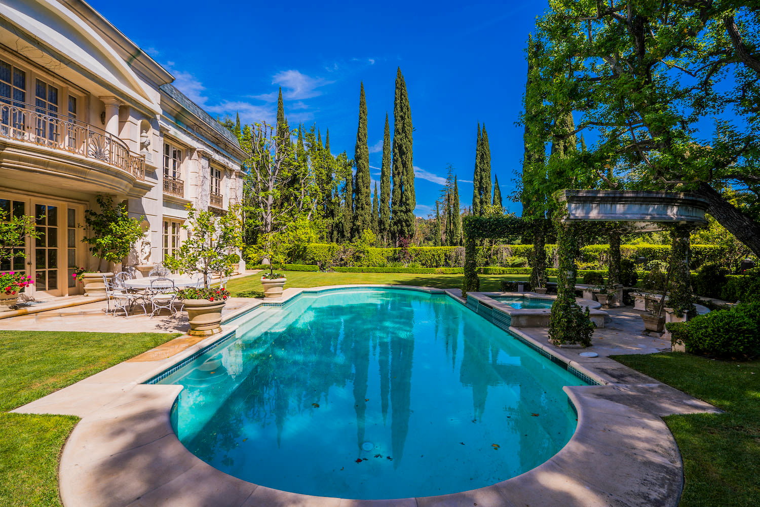 Wendover Drive, 90210