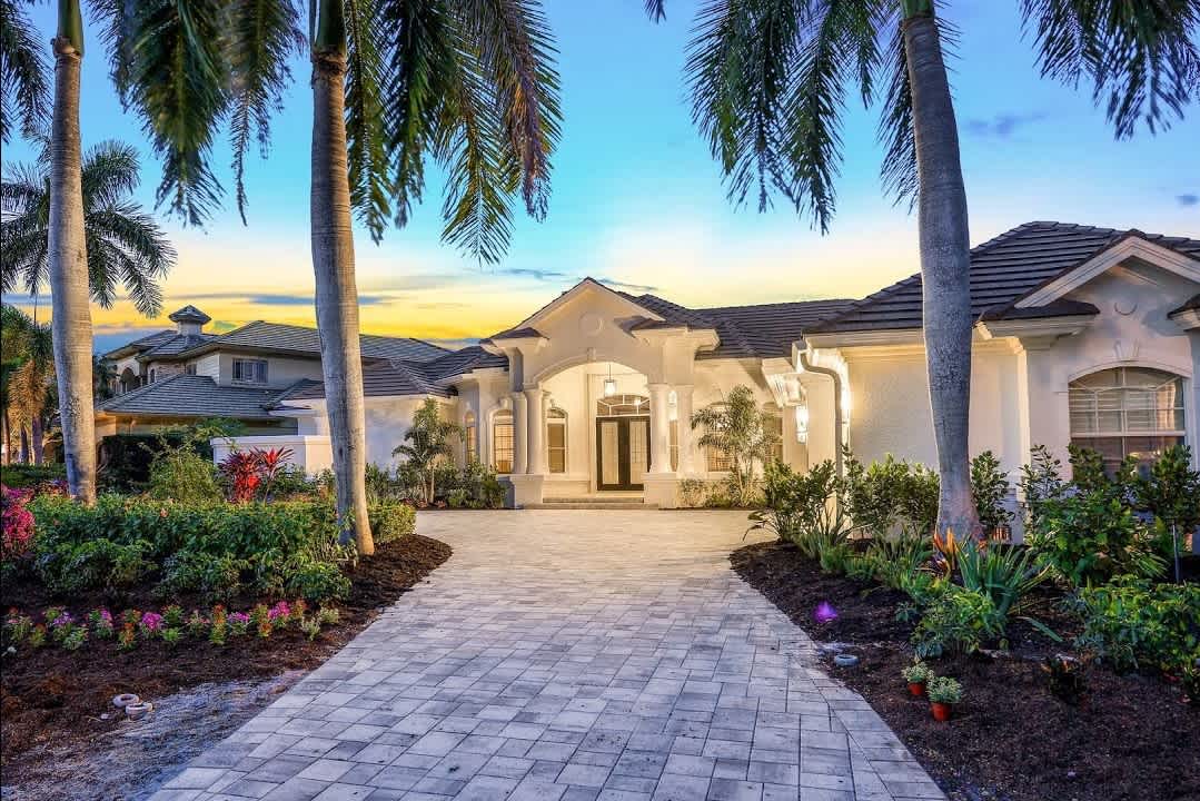 255 Bay Pt Naples, FL 34103 | Chiodo Group