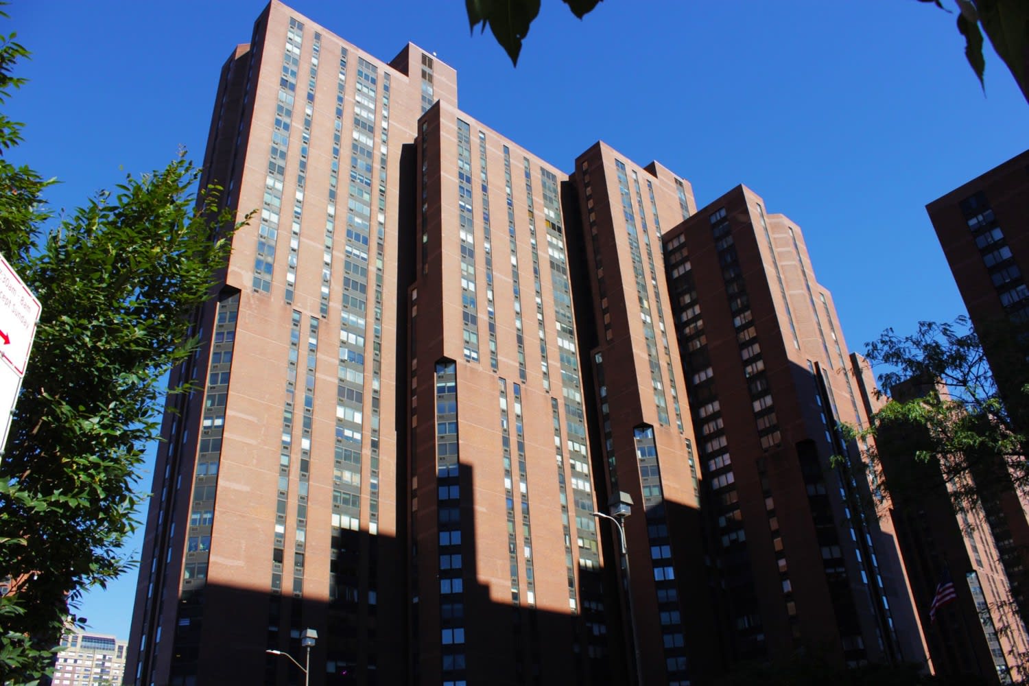 1641 3rd Ave, Unit 24J