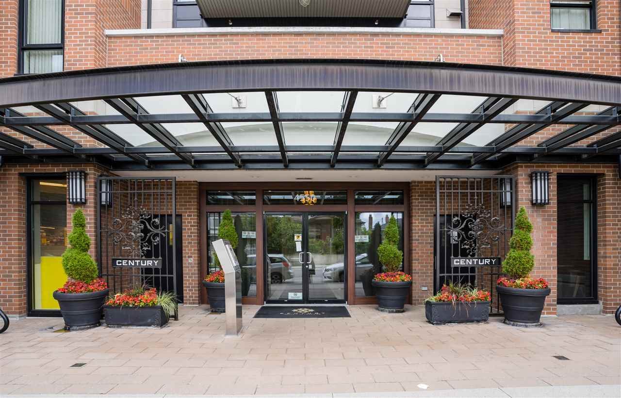 403-4550 Fraser St