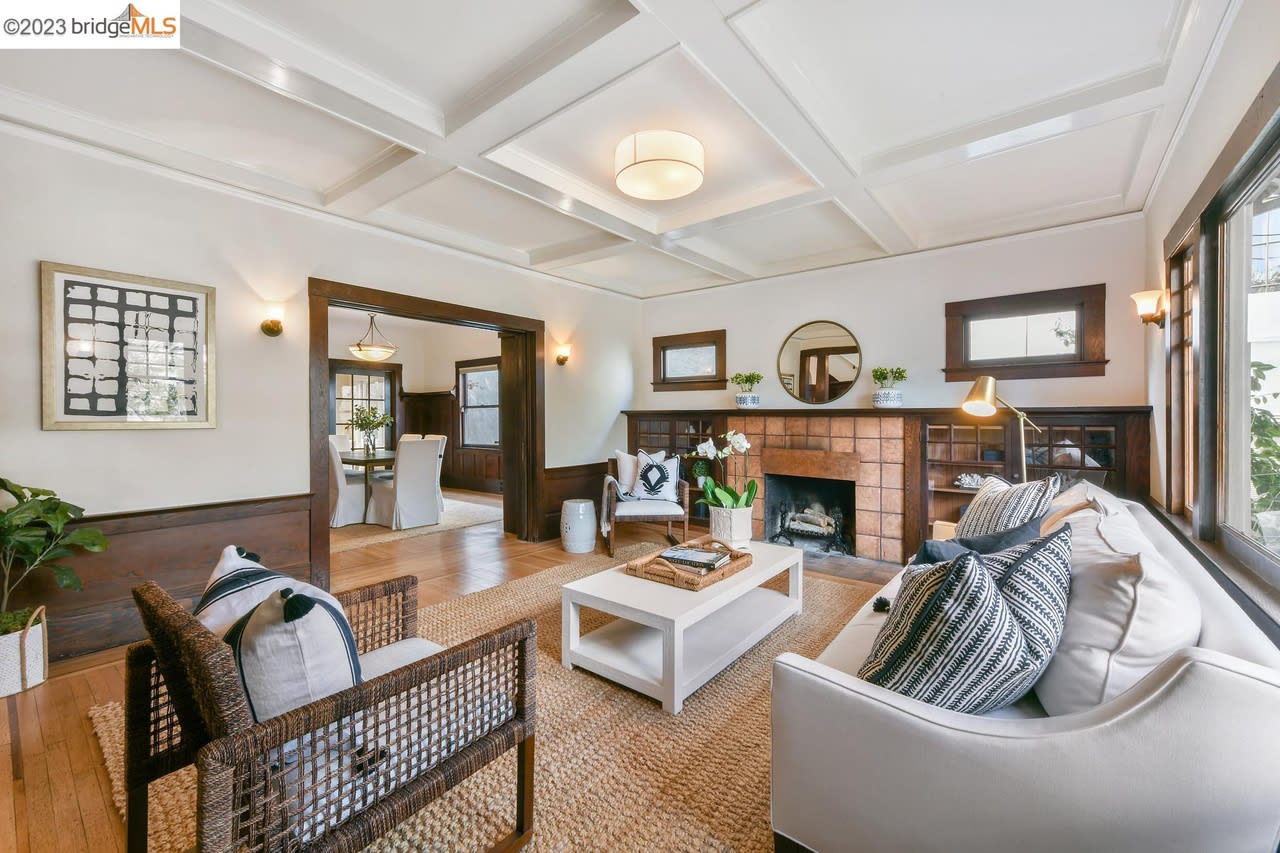 361 Alcatraz Ave