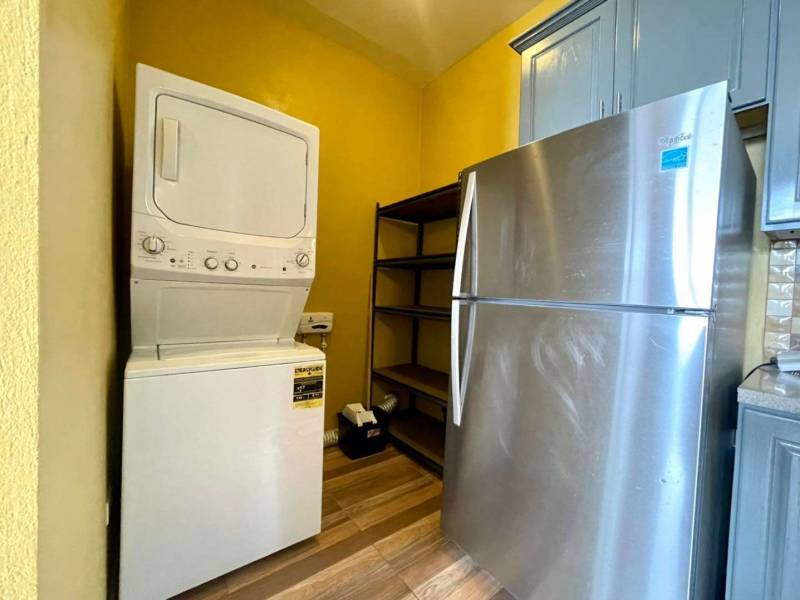 646 Brady Ghut 1 Bedroom Apartment