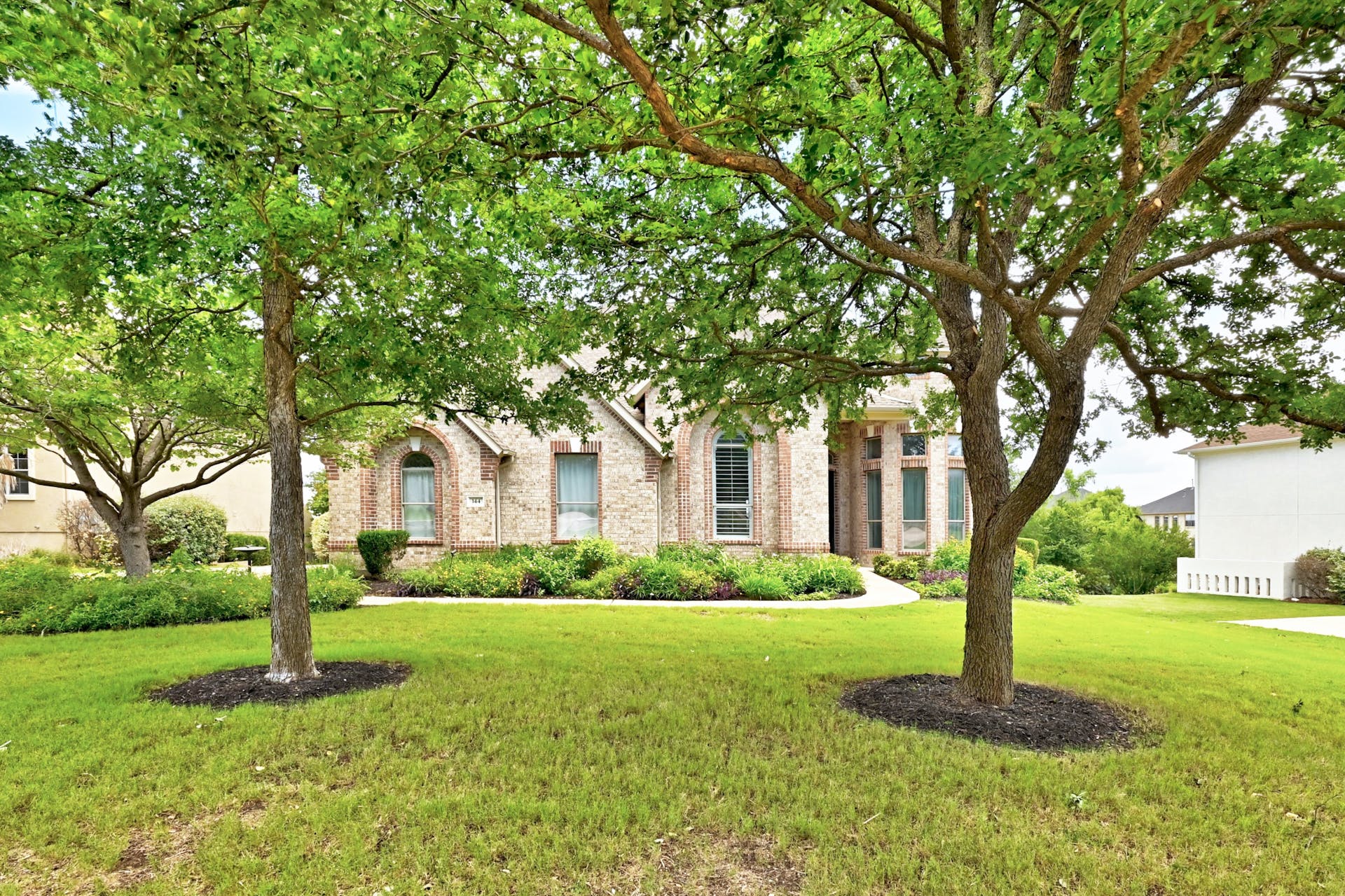 Stunning 5-Bedroom Luxury Home with Breathtaking Hill Country Views in Gated Community! | Short Walk to Lake Travis H.S. | Resort-style Amenities