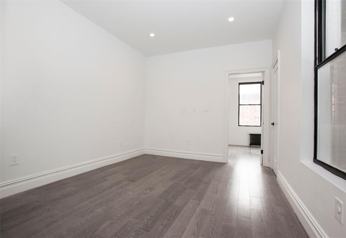 824 Ninth Avenue, Apt 5-FN