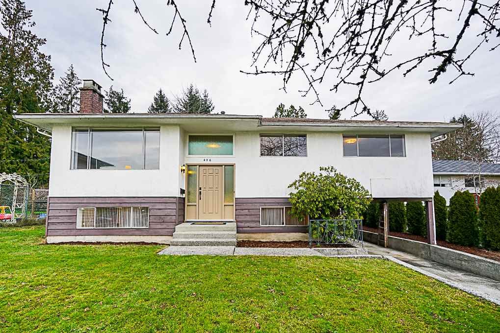 496 Glencoe Dr