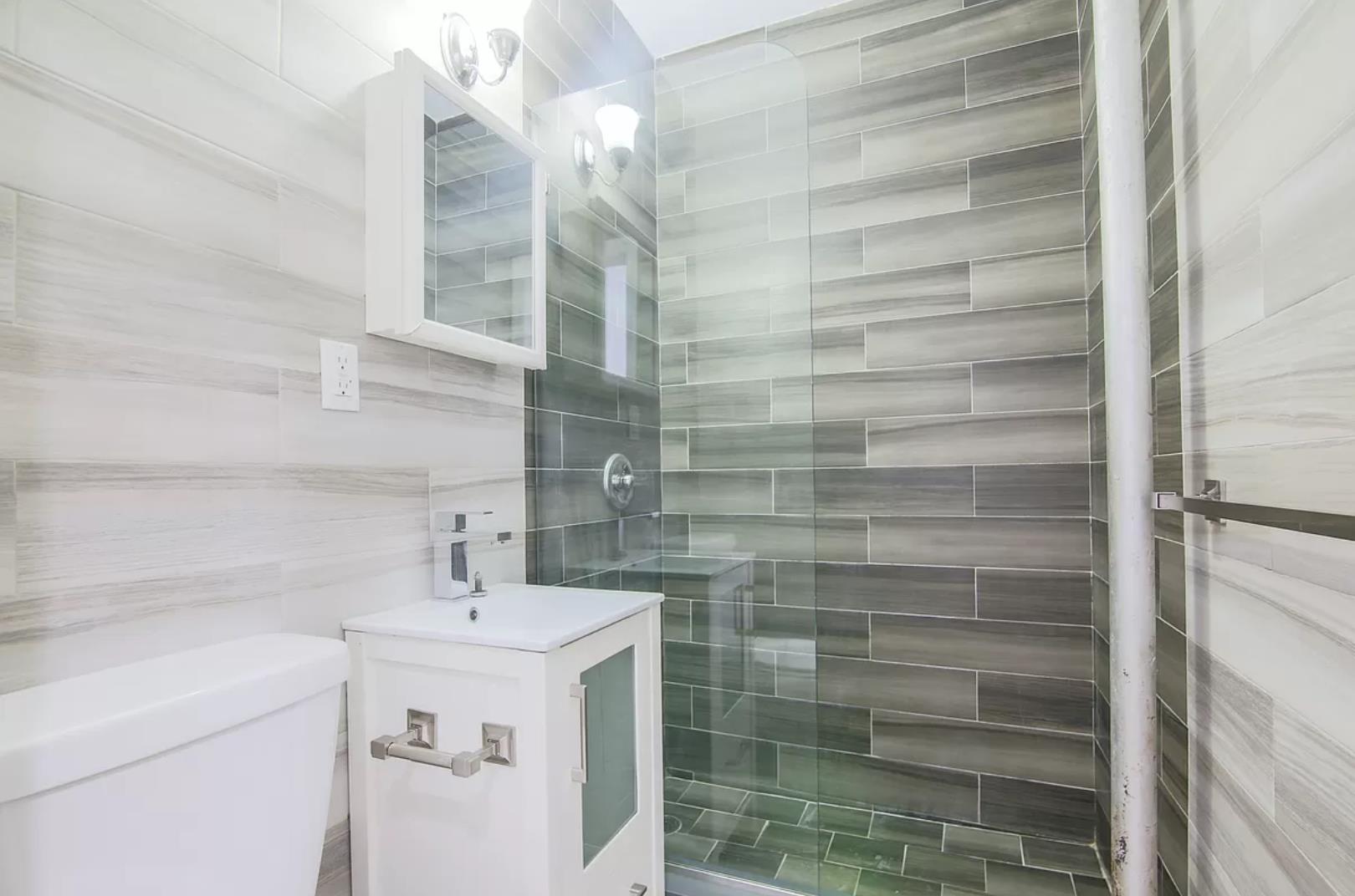45 Carmine Street, Apt 3-G