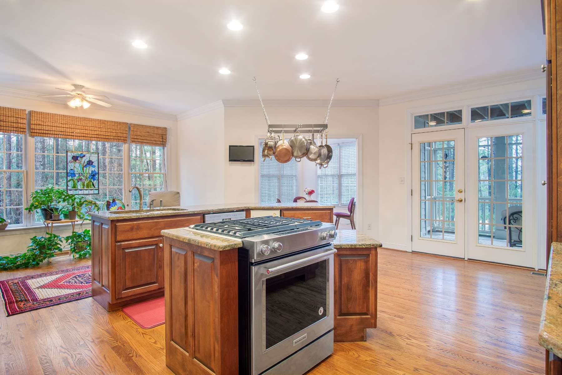 11591 Royal Lane