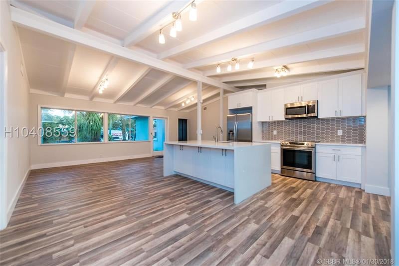 1519 SW 18th Ave