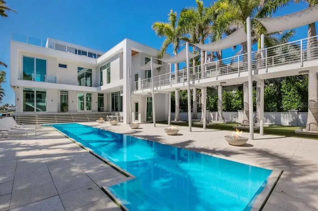 Coldwell Banker Realty Luxury Listing With Rooftop Putting Green Sells for Record $12.5 Million in Lido Shores Area of Sarasota