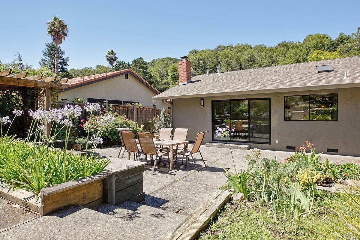 87 Santa Maria Dr