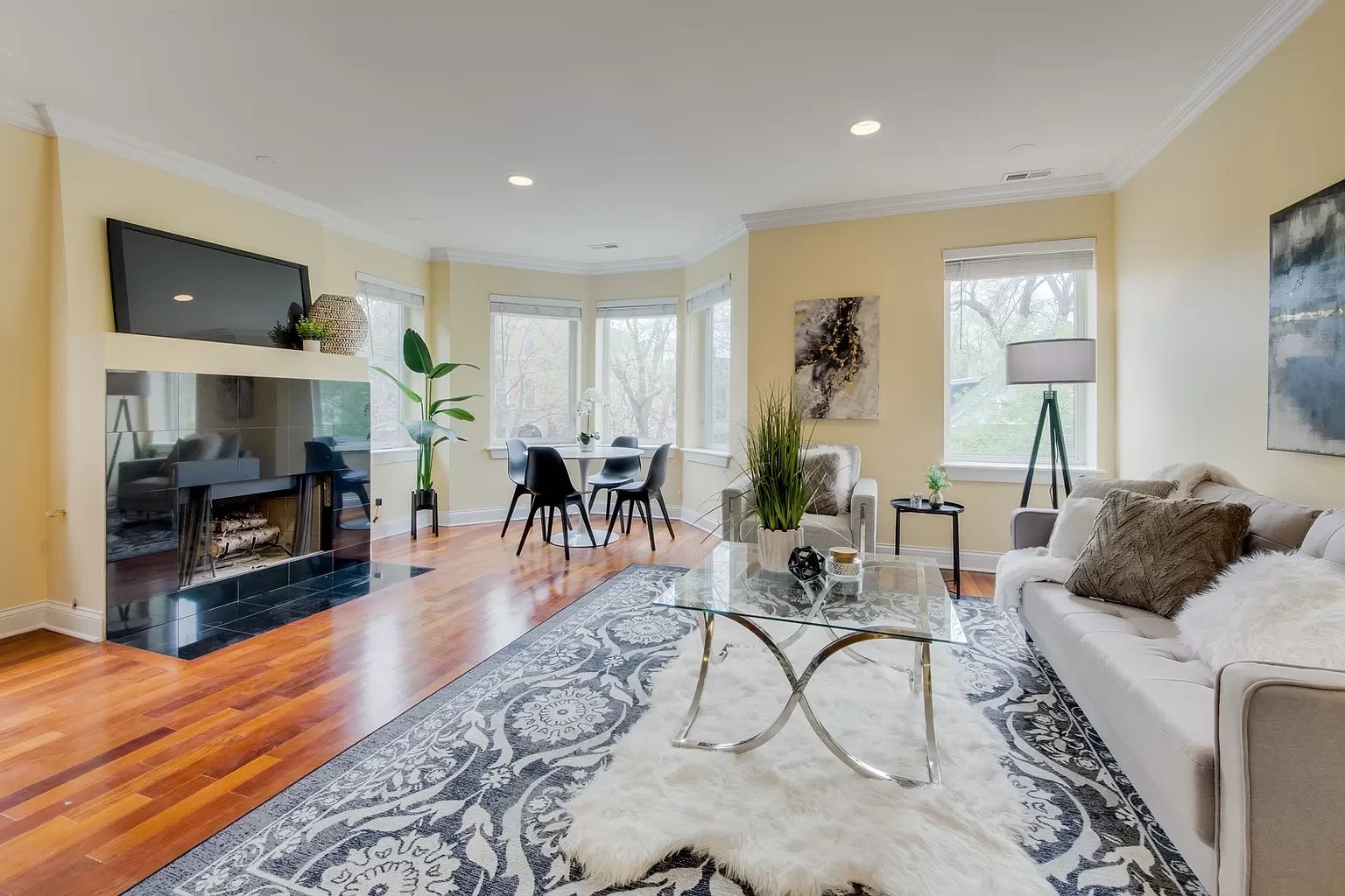 2439 N Talman Ave APT 2